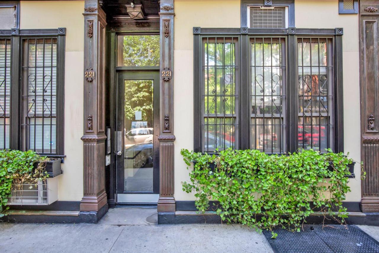 Apartment Sleek Nolita 1br W Wd Nr Soho Nyc-891 New York