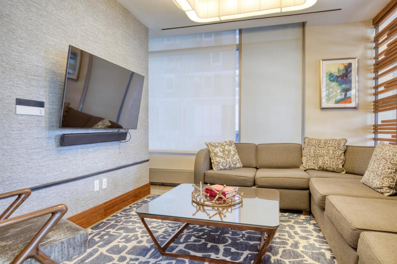 Lic 2br W Wd Elevator Doorman Nr E River Nyc-766