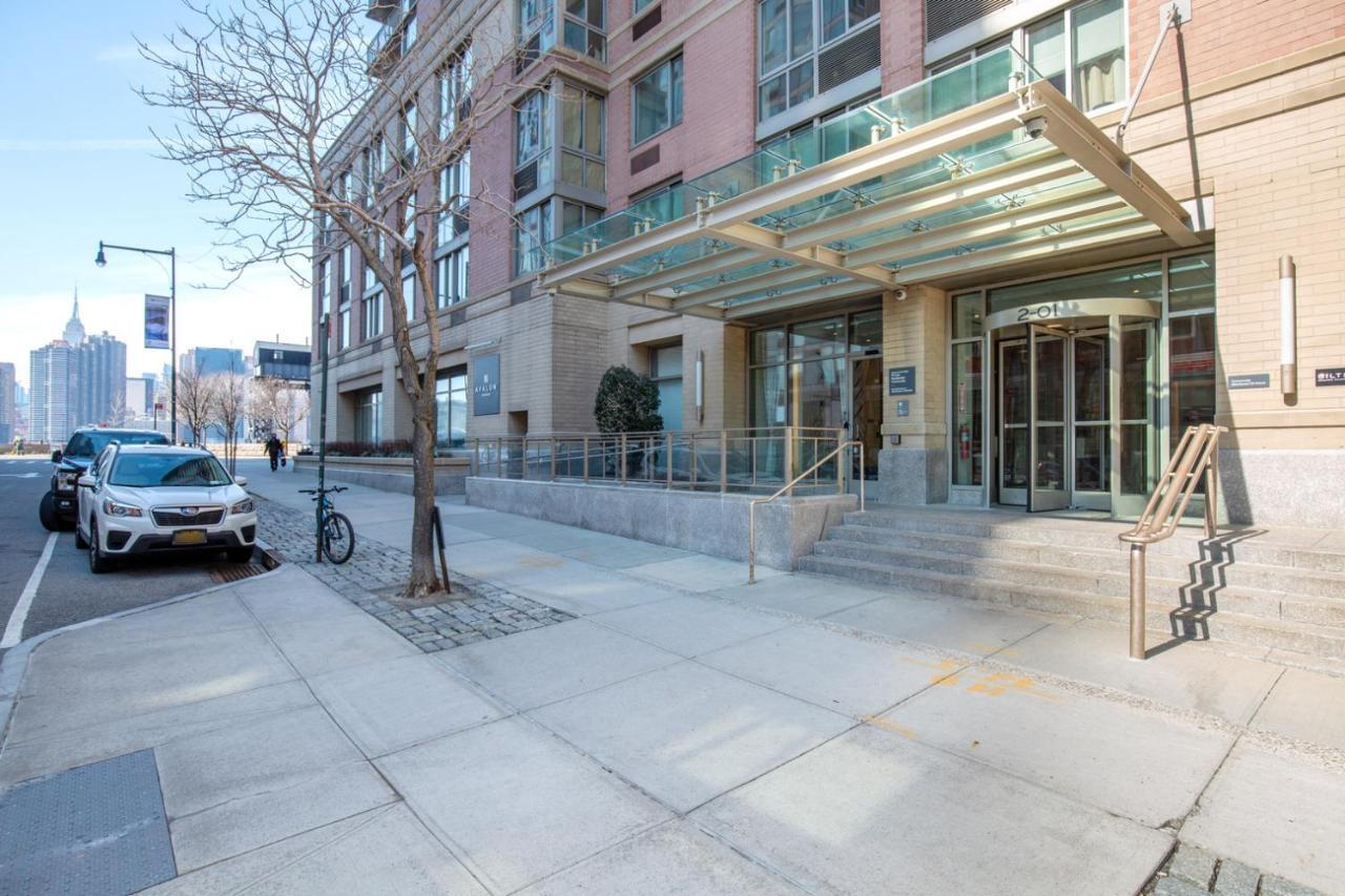 Lic 2br W Wd Elevator Doorman Nr E River Nyc-766 Apartment New York