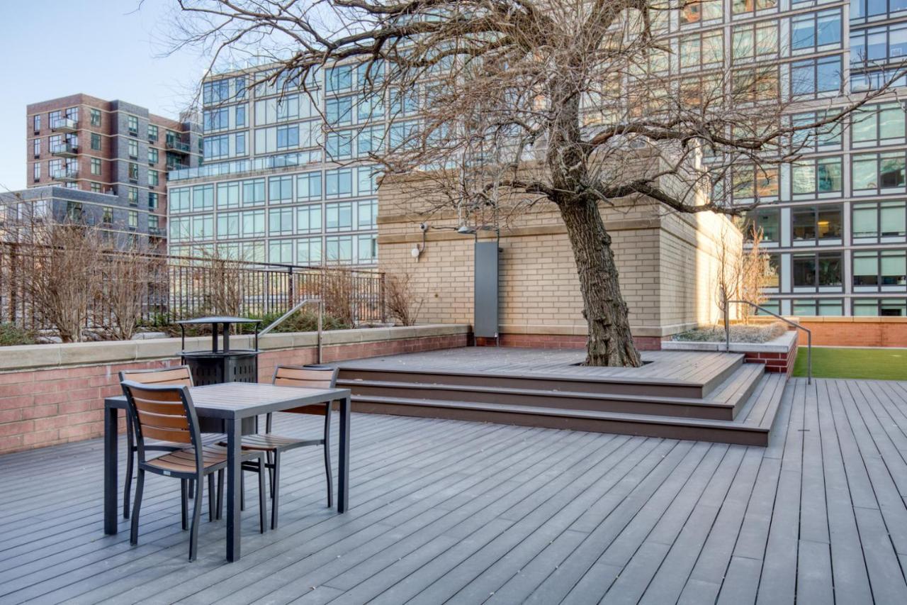Apartment Lic 2br W Wd Elevator Doorman Nr E River Nyc-766