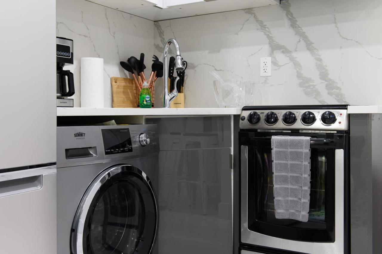 78-3b New Junior 1 Bedroom Prime Ues Wd In Unit Apartment *