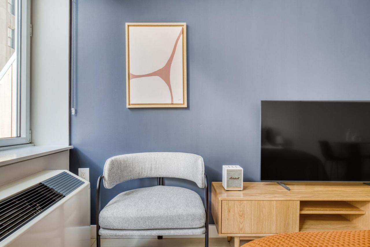 Apartment Fidi W Gym Doorman Wd Nr St Nyc-982