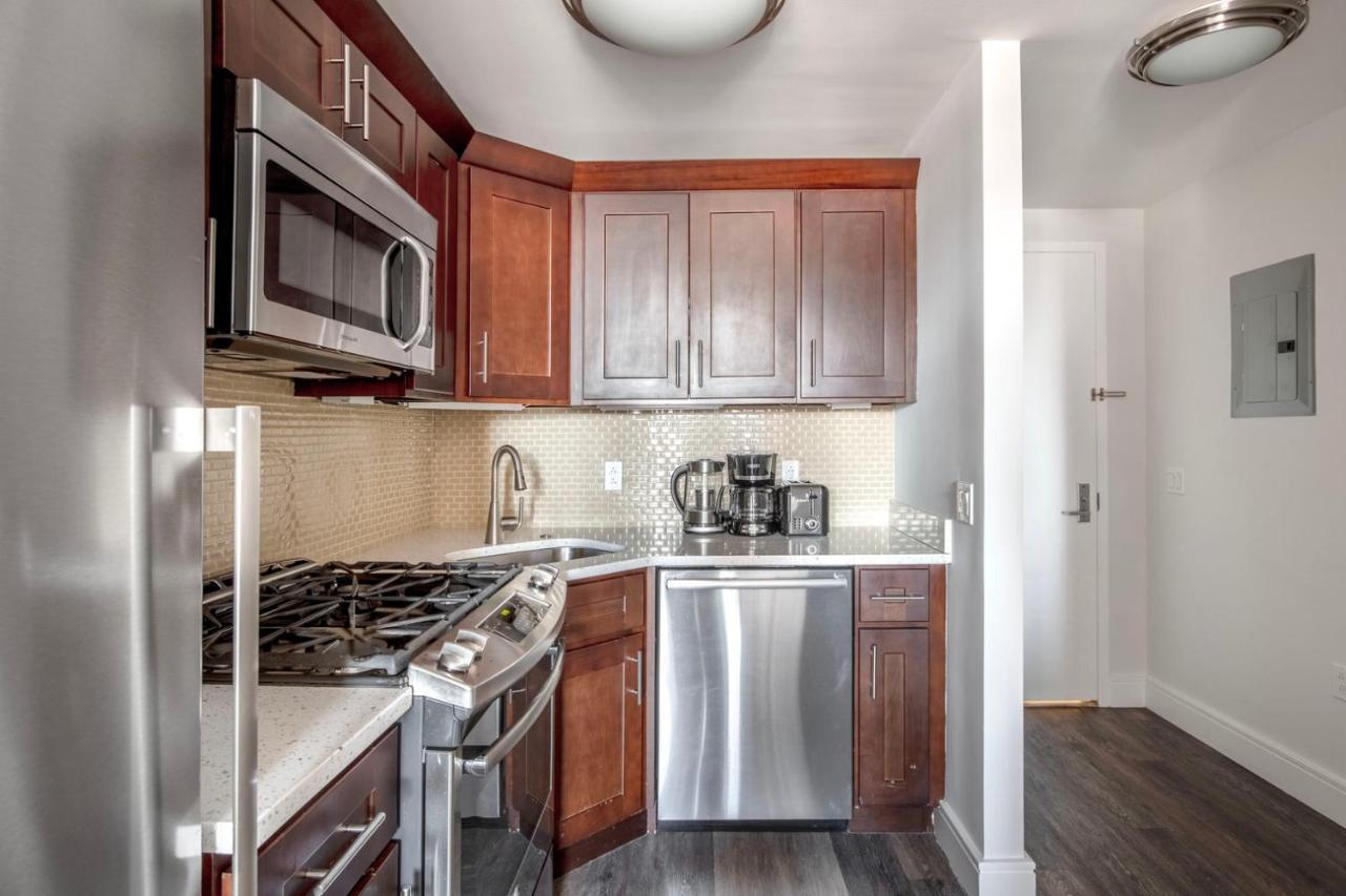 Ues 2br W Wd Gym Doorman Nr Cooper Hewitt Nyc-1117 Apartment