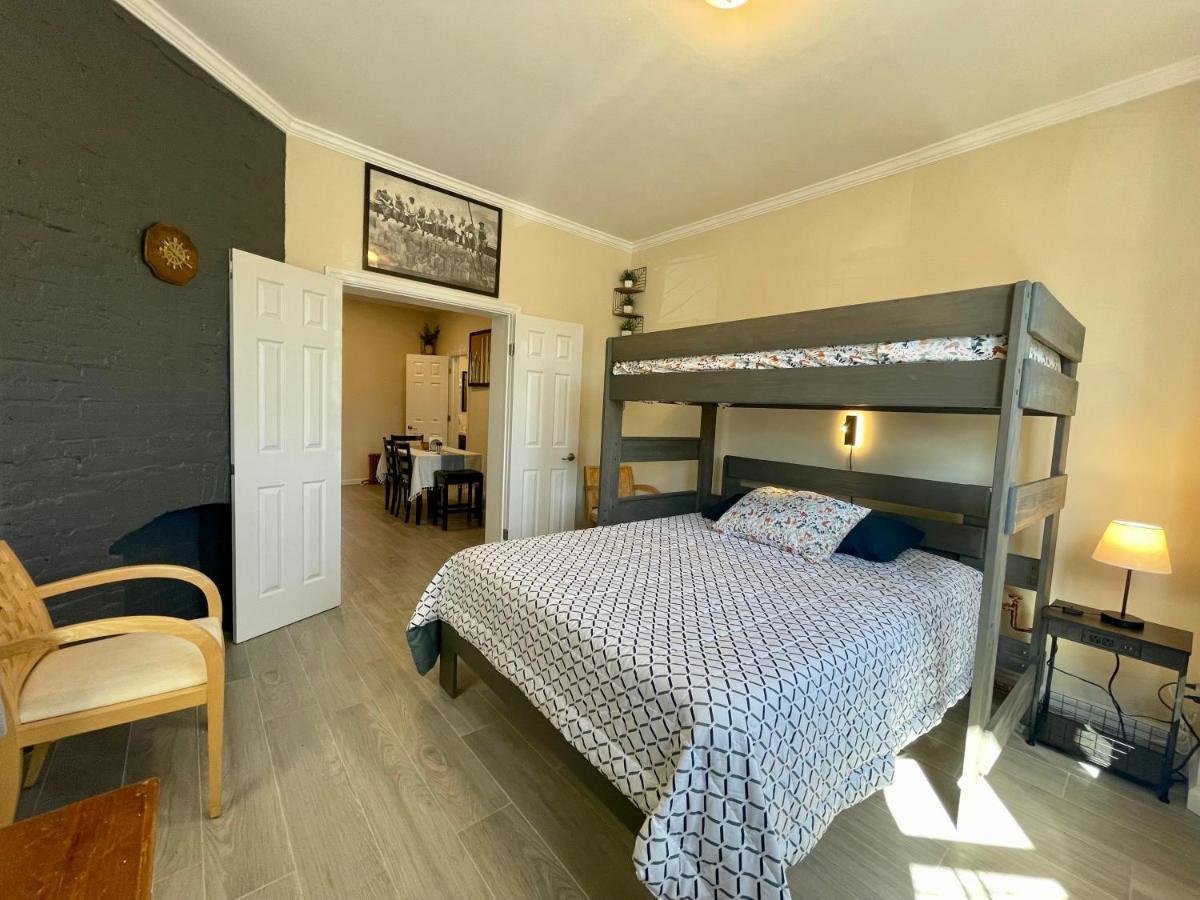 Private Bedroom Near The Free Ferry Boat! * Nova York