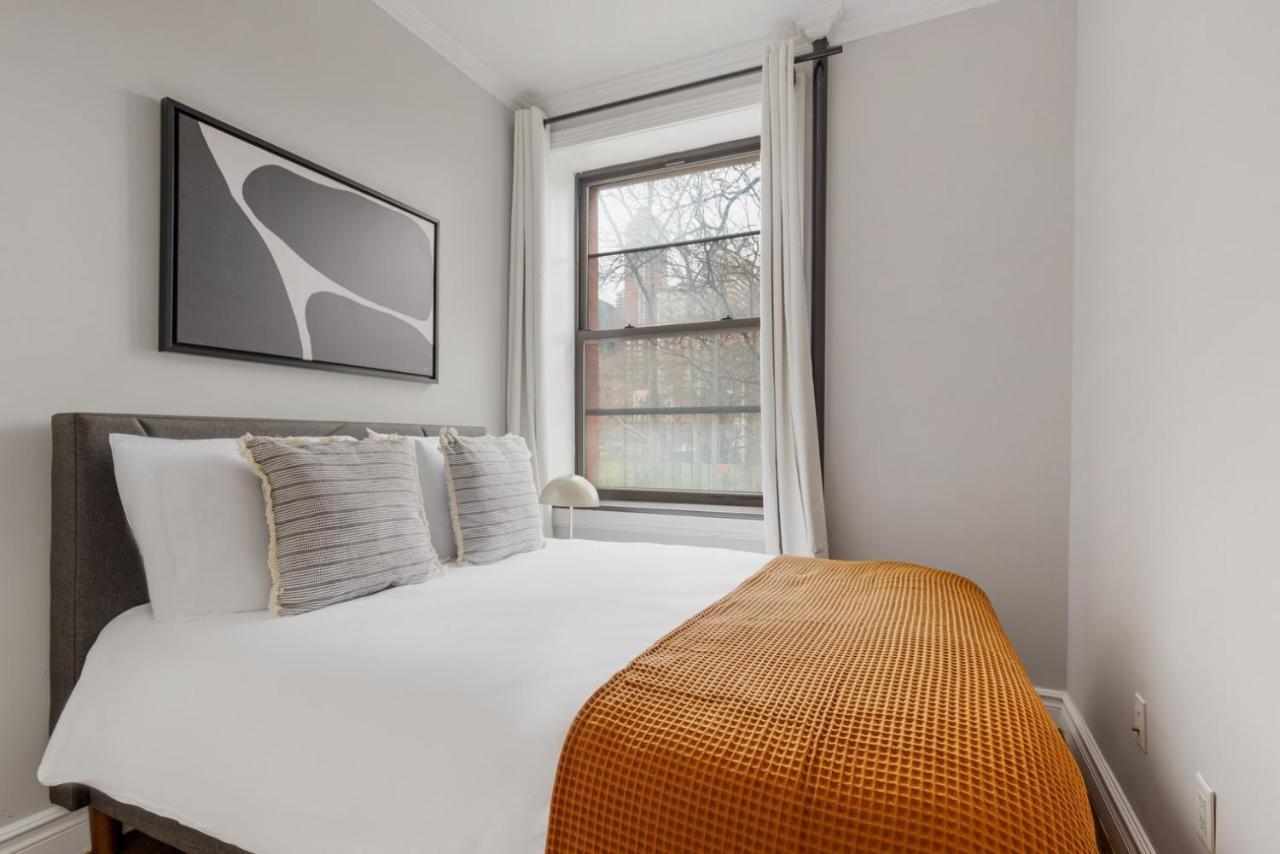 Murray Hill 2br W Wd Nr Un Nyc-1053 Apartment