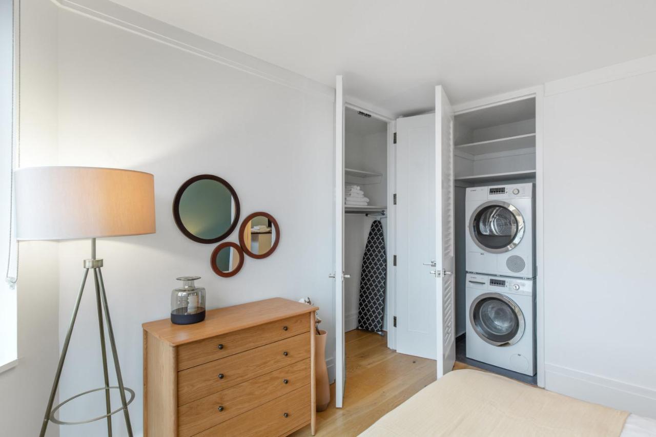 Ues 2br W Gym Doorman Nr Central Park Nyc-350 New York