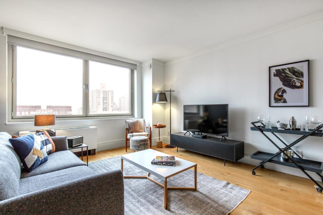 Apartment Ues 2br W Gym Doorman Nr Central Park Nyc-350 New York