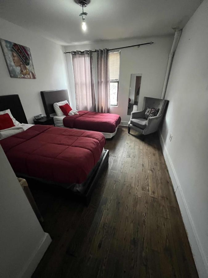 Central Harlem Oasis- Led House Apartment New York