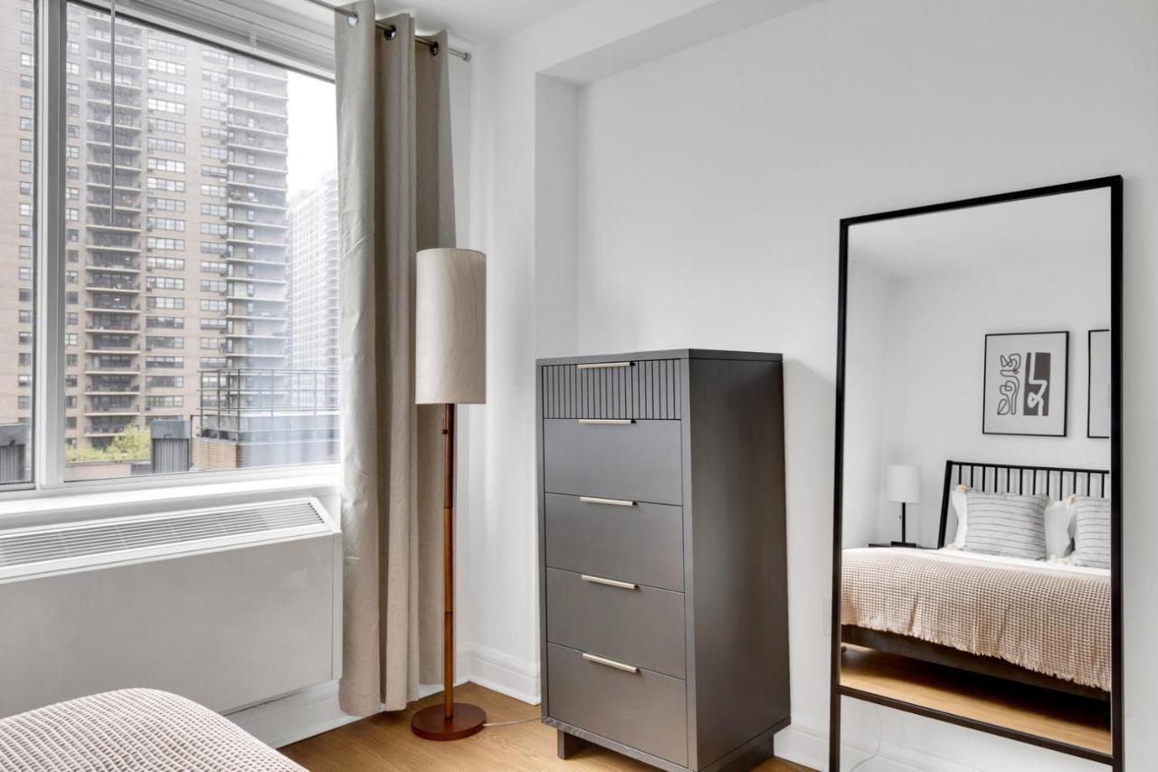 Apartment Uws 1br W Gym Doorman Nr Julliard Nyc-833 *