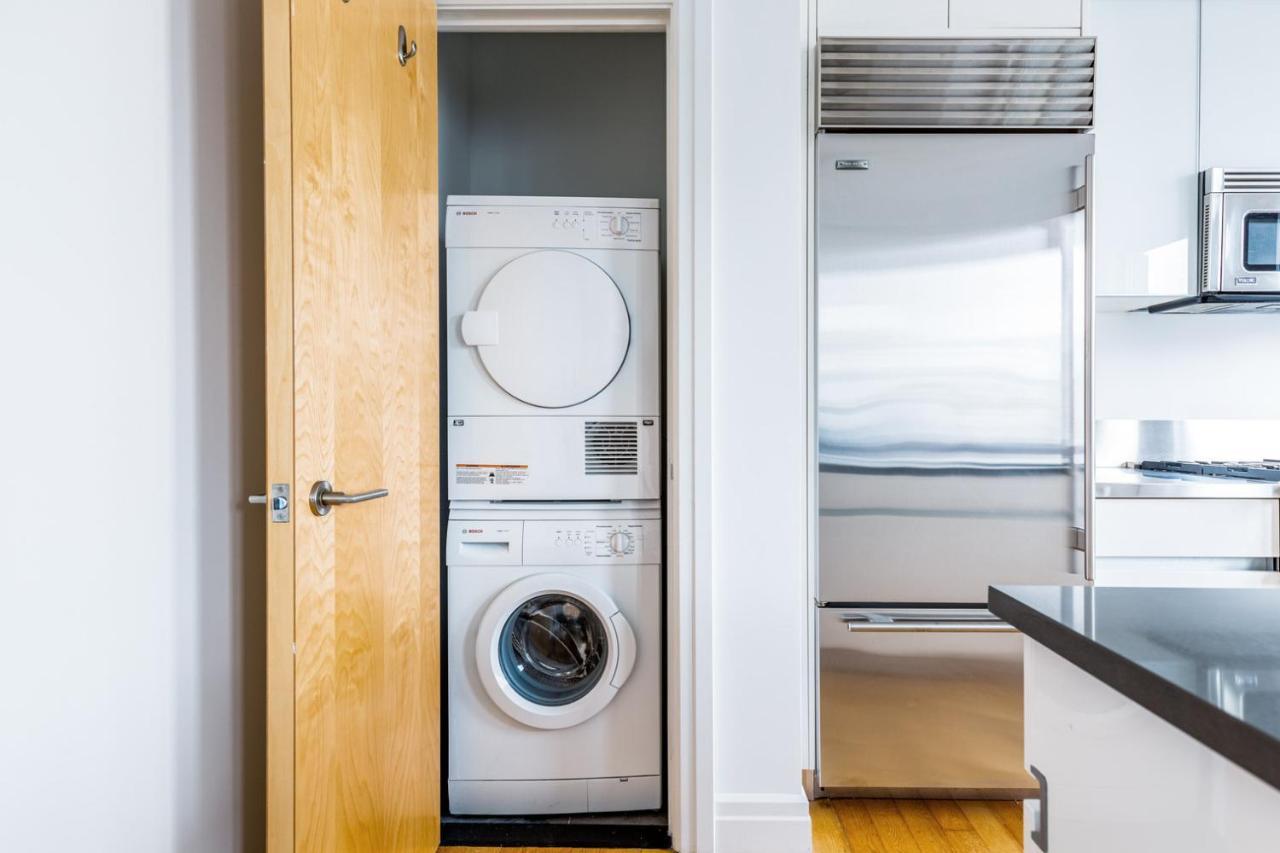 Hells Kitchen 2br W Doorman Nr Park Nyc-522 Apartment