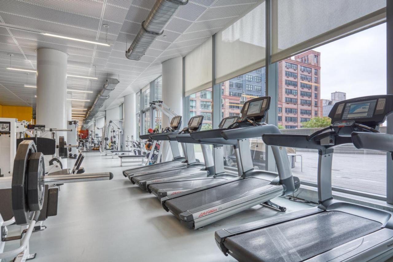 Apartment Hells Kitchen 2br W Doorman Nr Park Nyc-522 New York