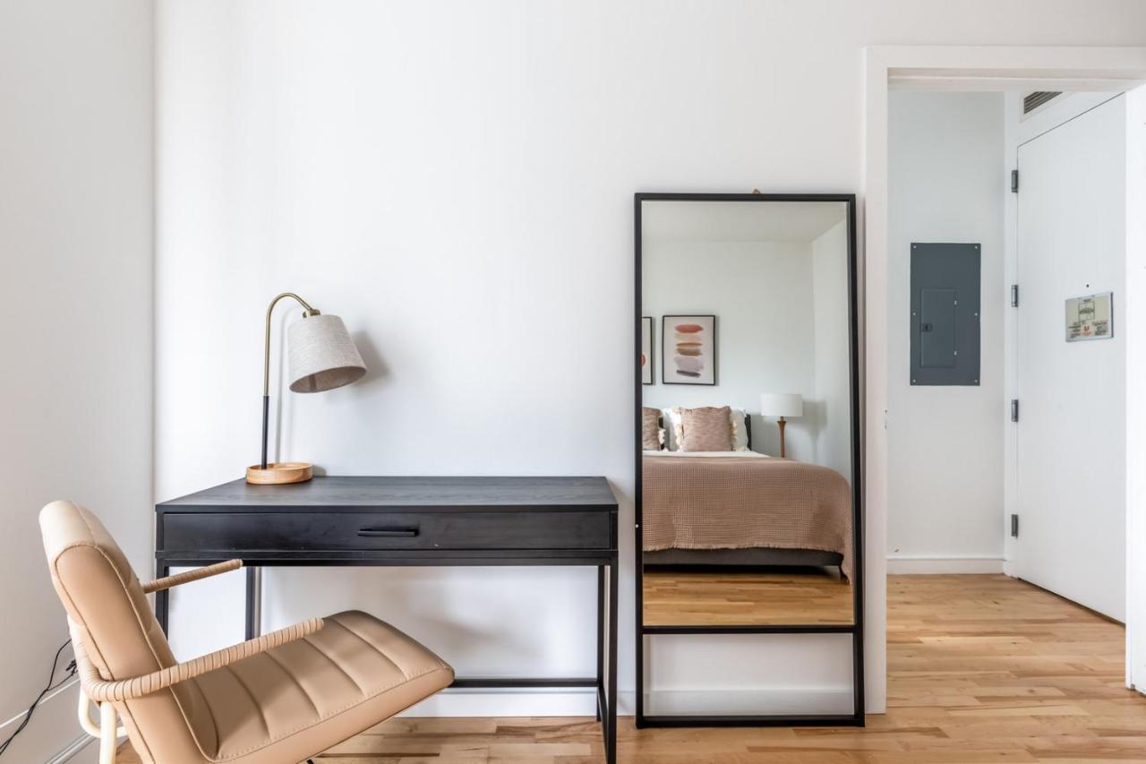 Midtown 1br W Doorman Gym Wd Nr Rock Center Nyc-1129 * New York