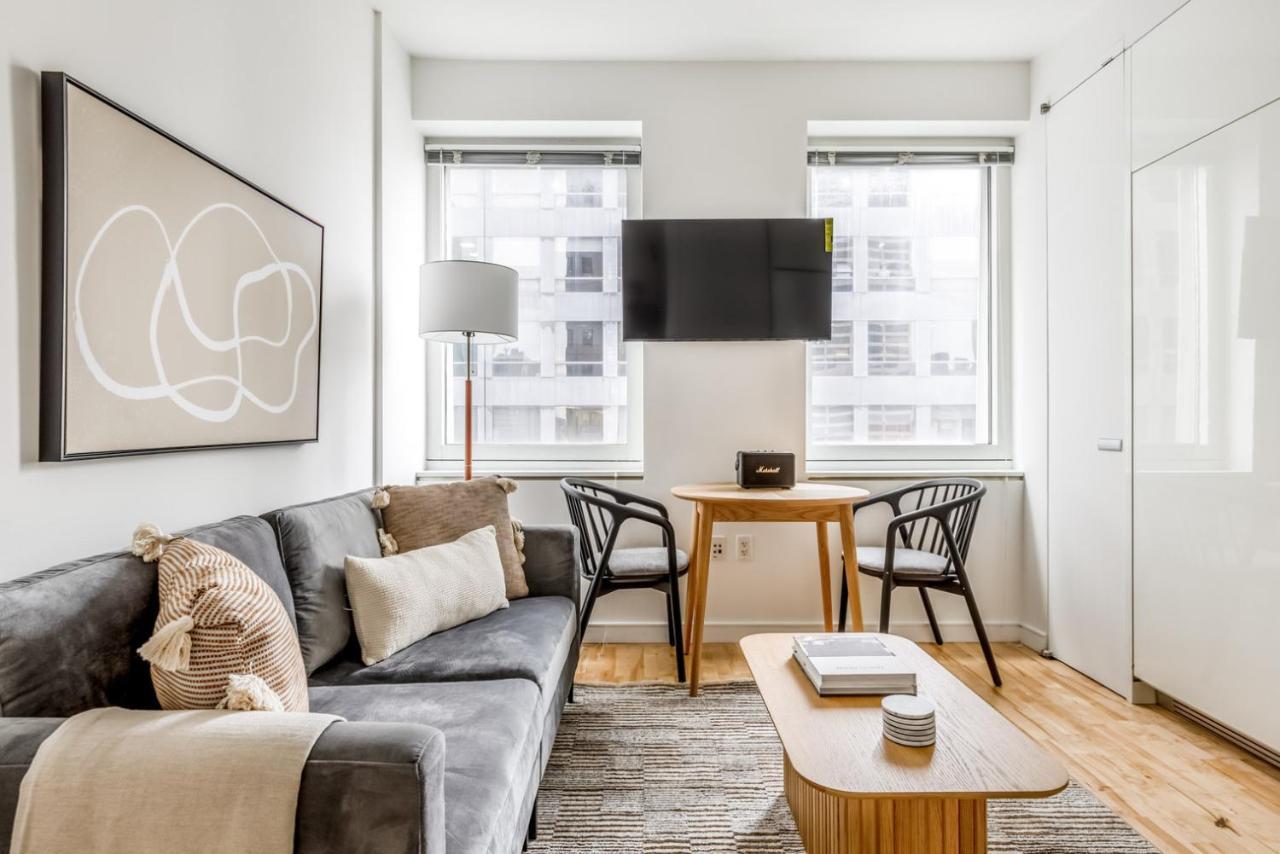 Apartment Midtown 1br W Doorman Gym Wd Nr Rock Center Nyc-1129 New York