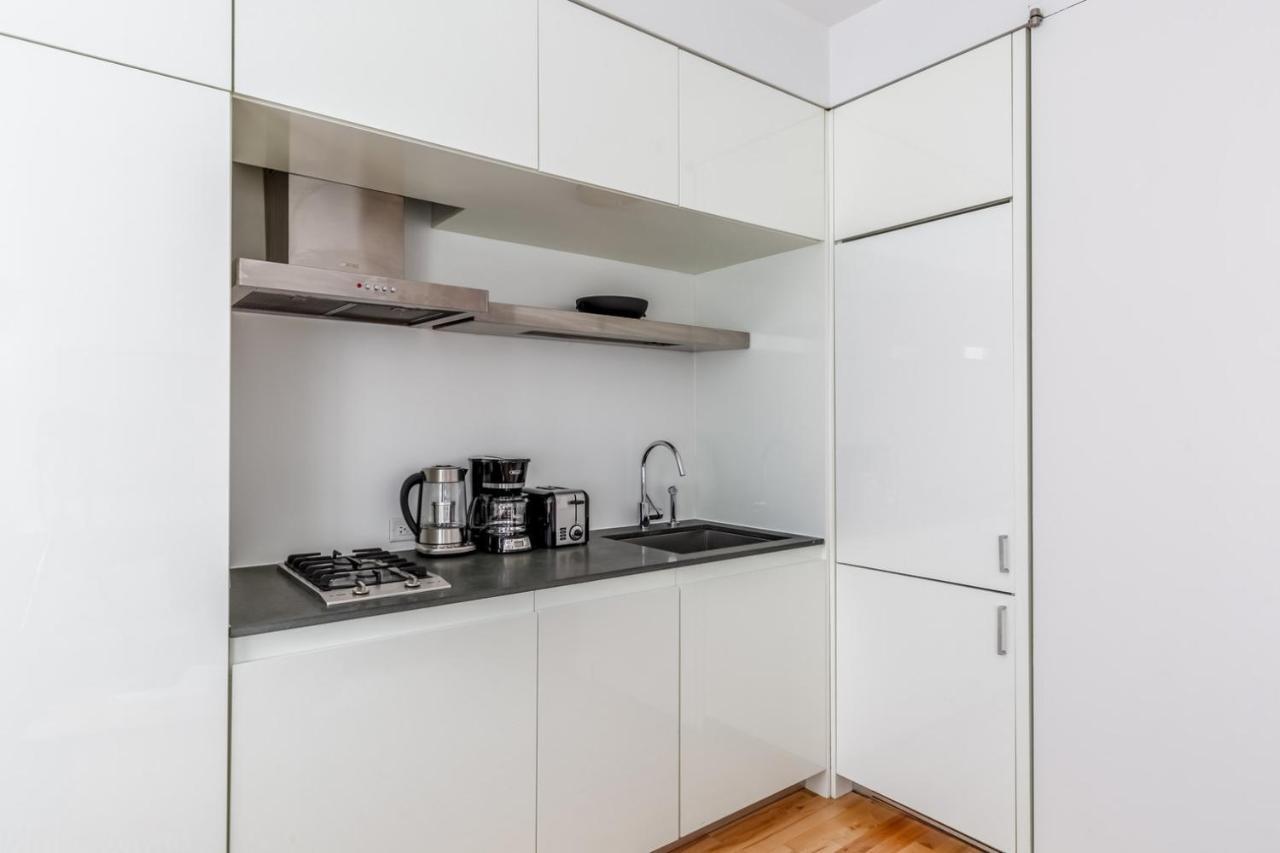Midtown 1br W Doorman Gym Wd Nr Rock Center Nyc-1129 * New York
