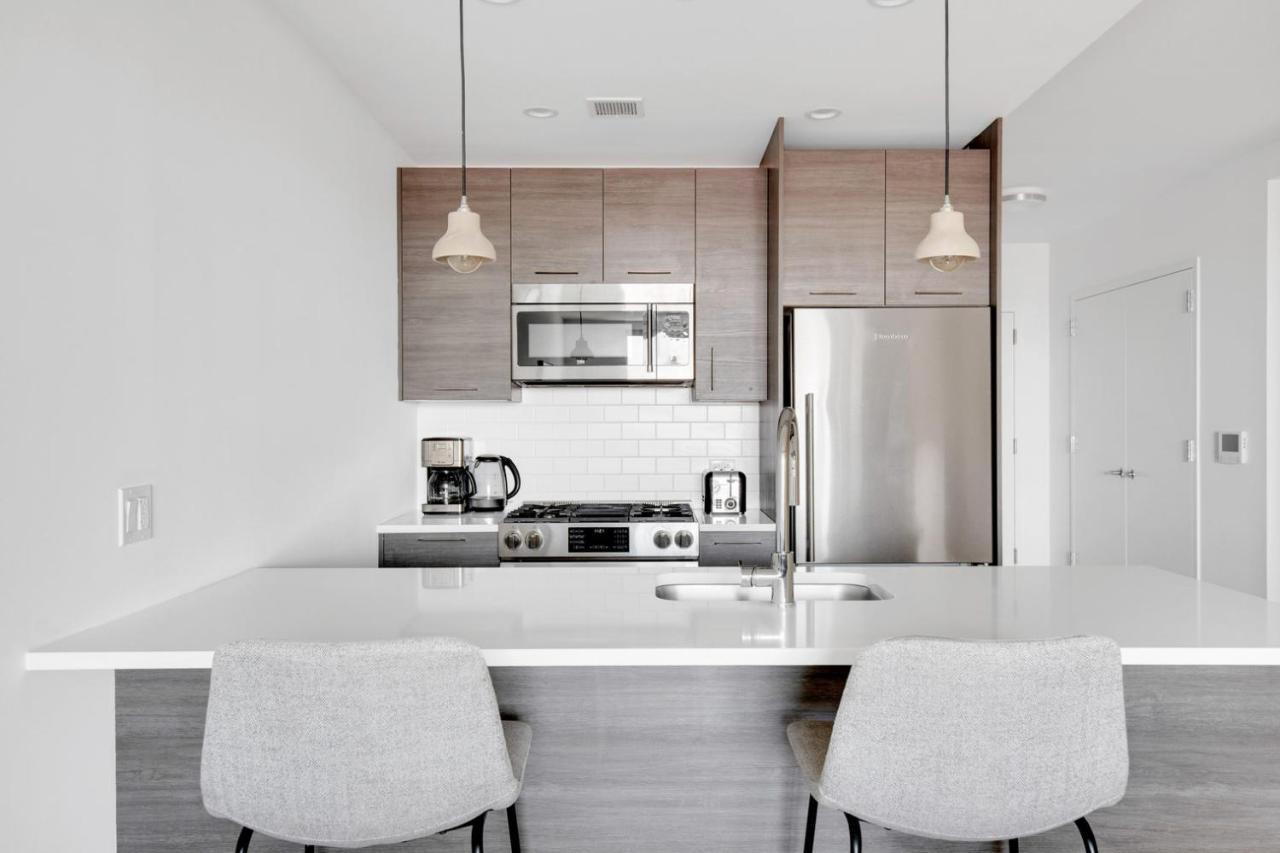 Downtown Bk 1br W Wd Deck Nr Tj Nyc-879 Apartment
