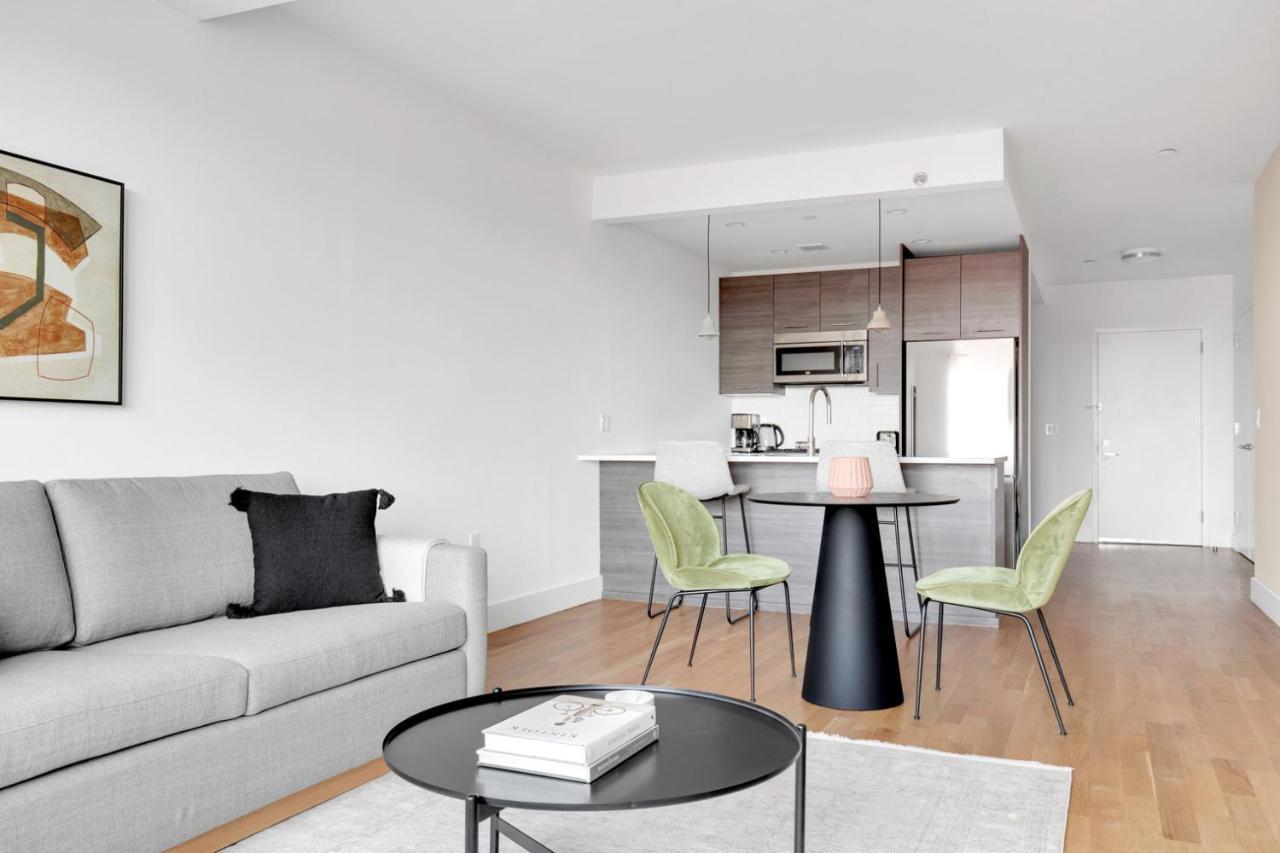 Downtown Bk 1br W Wd Deck Nr Tj Nyc-879 New York