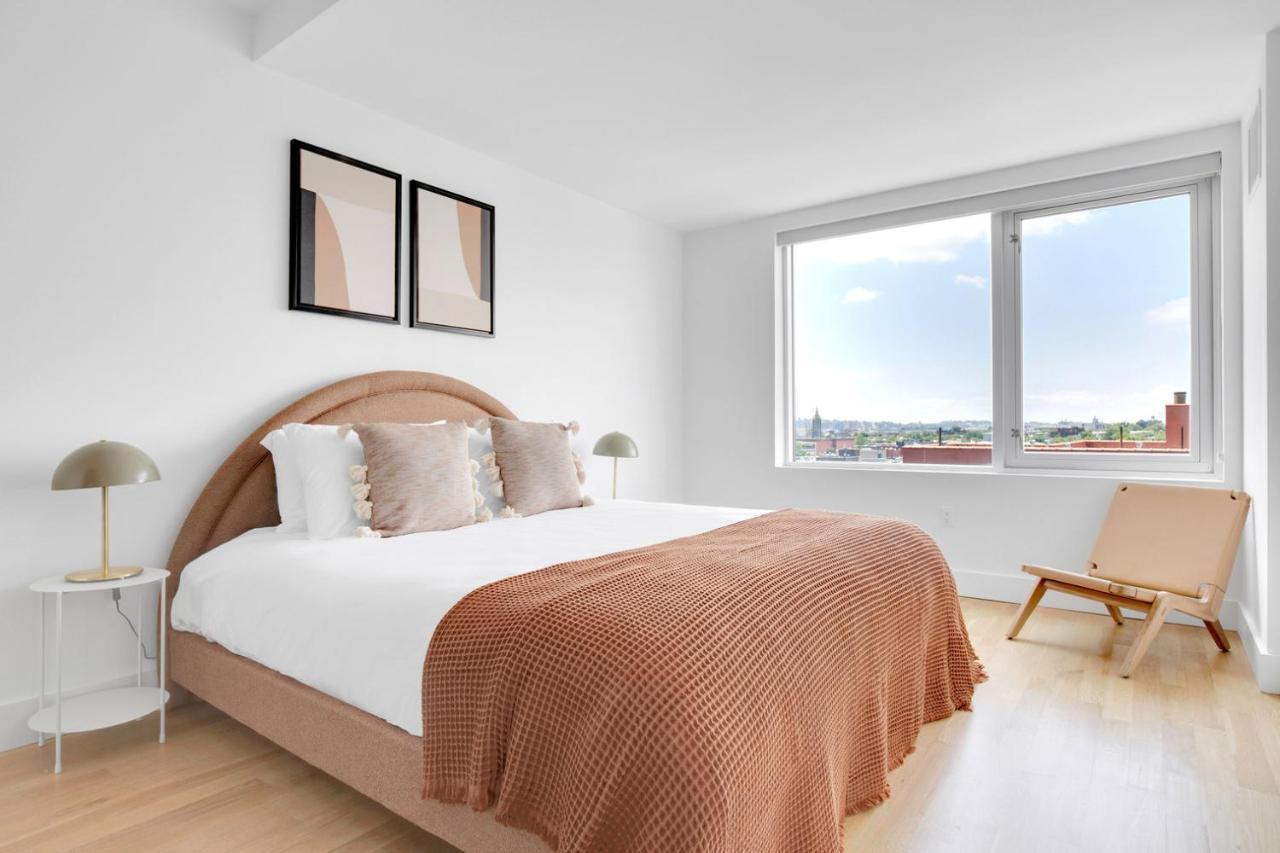 Downtown Bk 1br W Wd Deck Nr Tj Nyc-879