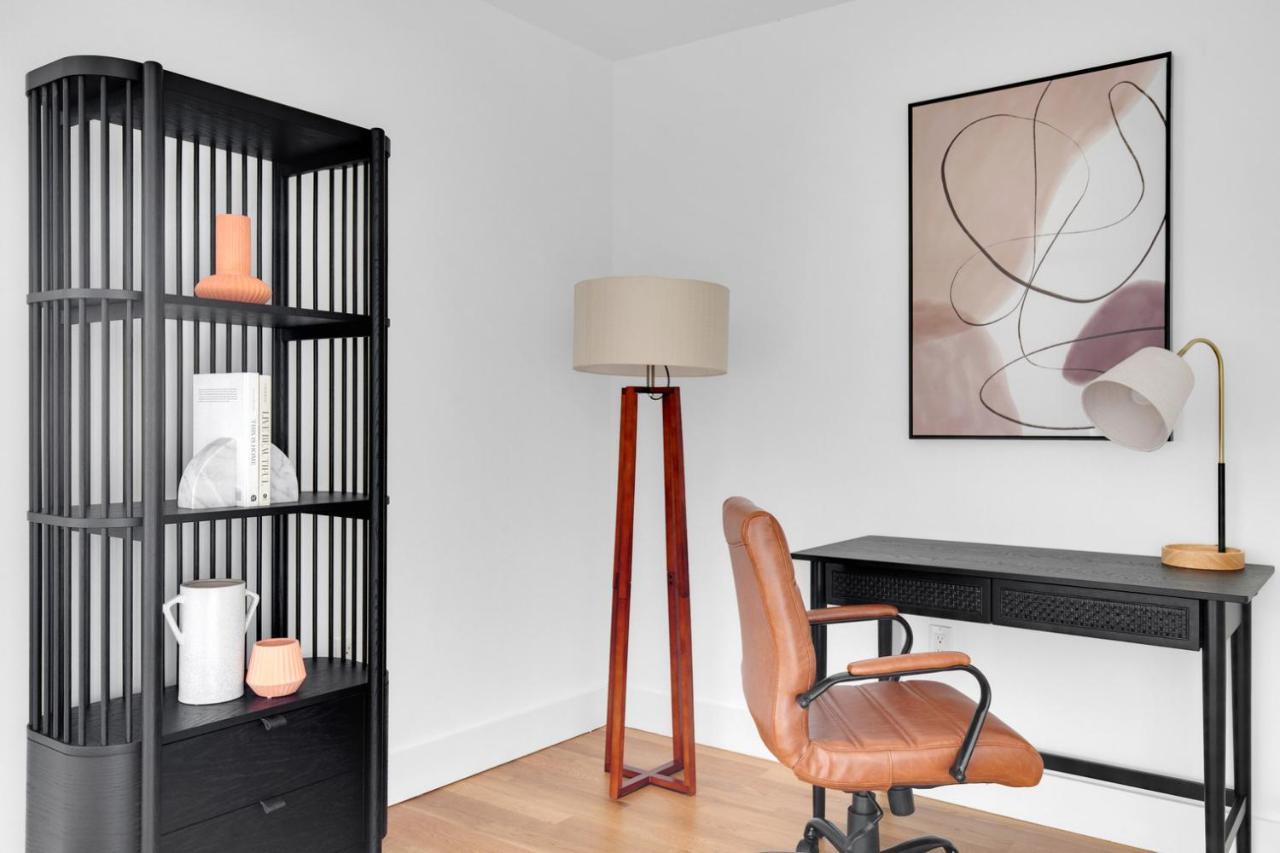 Downtown Bk 1br W Wd Deck Nr Tj Nyc-879 New York