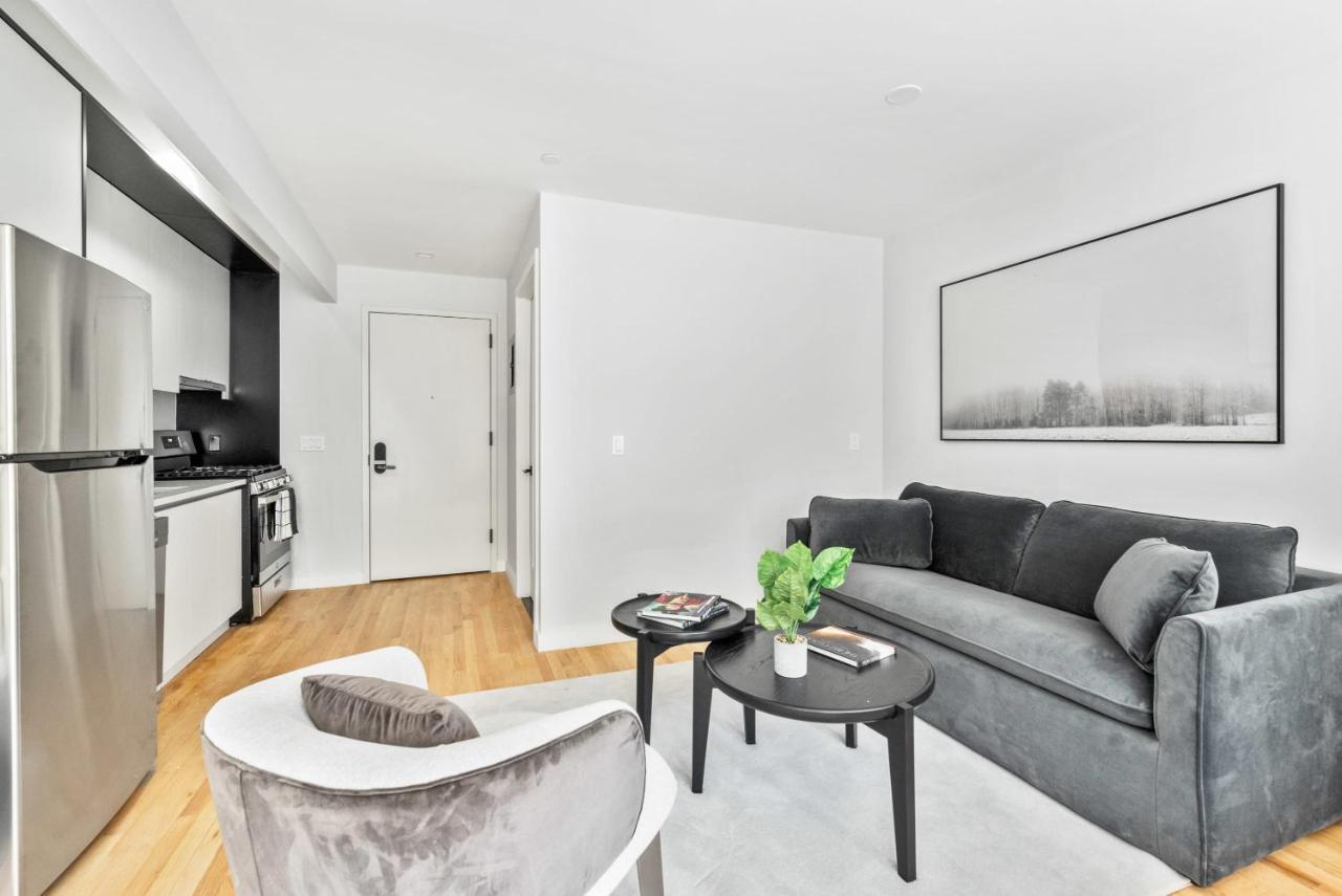 Luxe Studio Ste In Upper East Side With Charming Juliet Balcony Ferienhaus New York