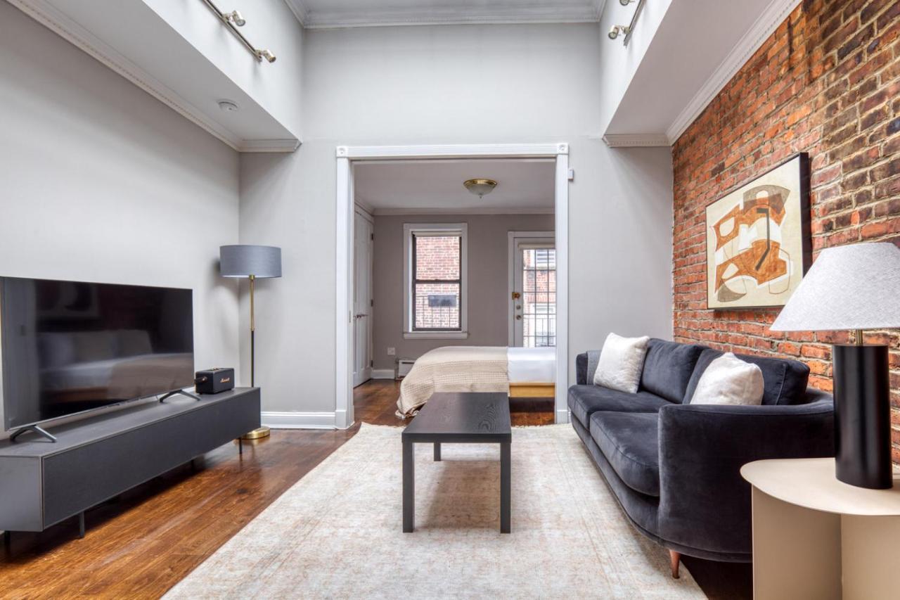 West Village 1br W Skylight Wd Nyc-1028 New York