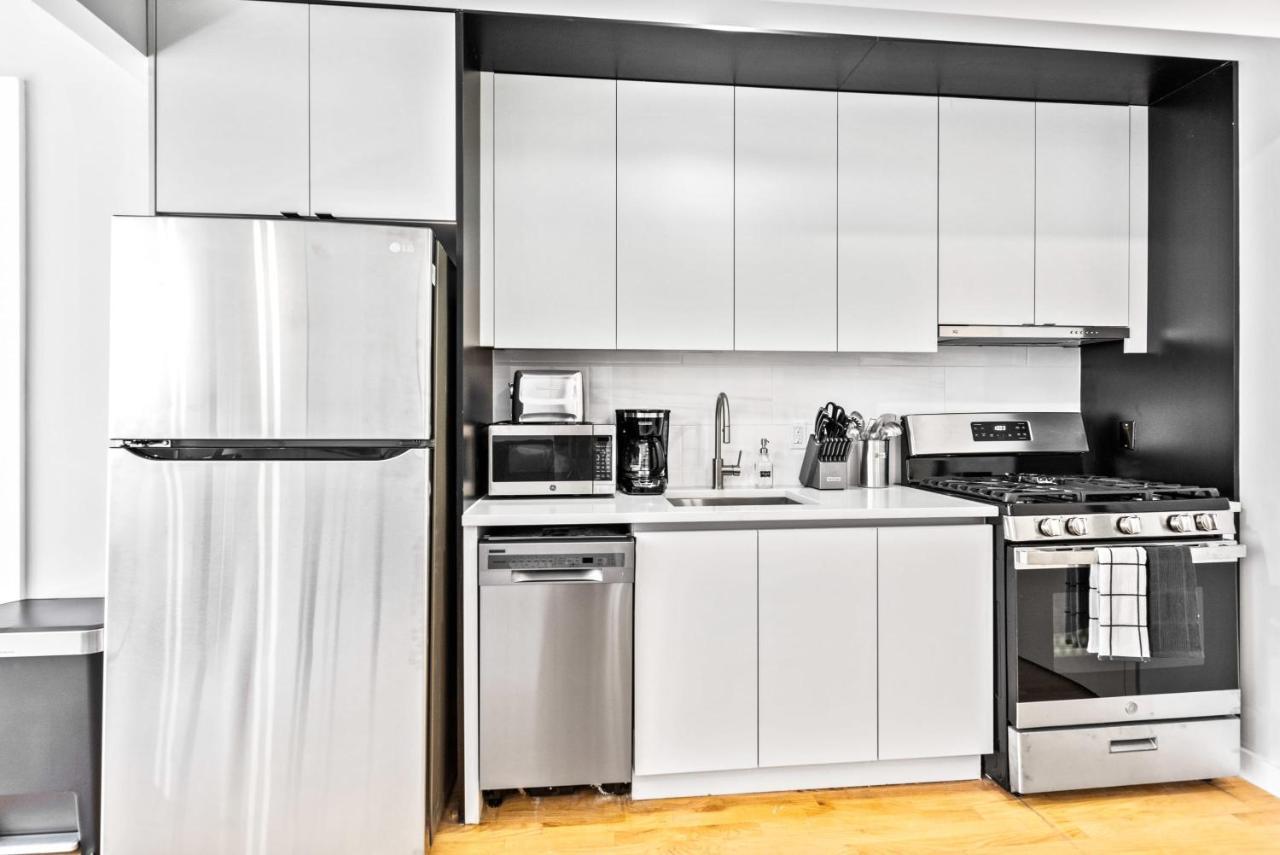 Ferienhaus Luxe Studio Ste In Upper East Side With Charming Juliet Balcony New York