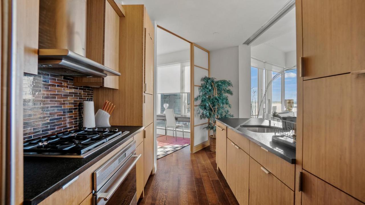 Luxurious 4 Bedroom Penthouse In Nyc Apartment