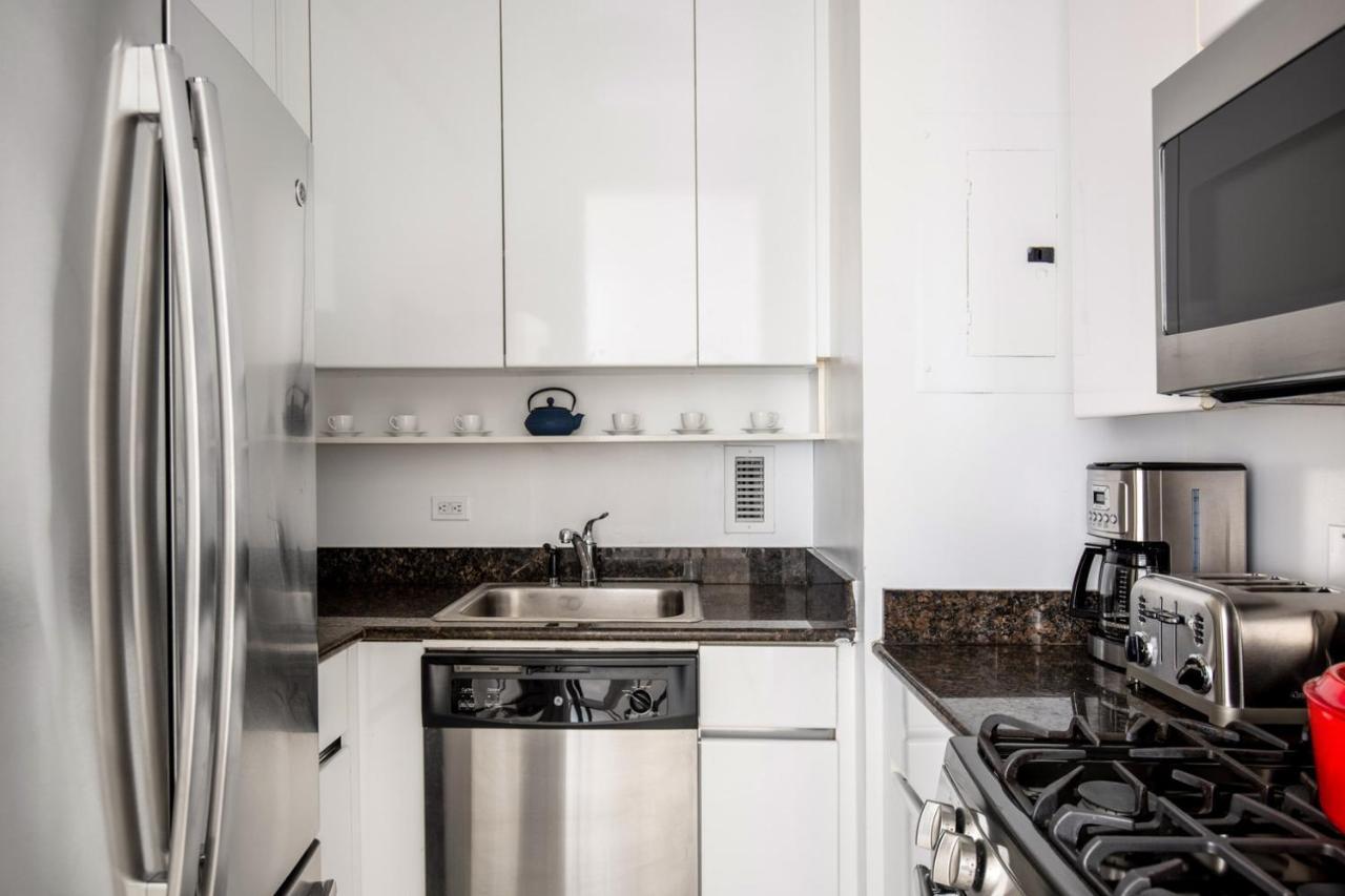 Sutton Place 2br W Gym Pool Dm Nr Pk Nyc-464 Apartment