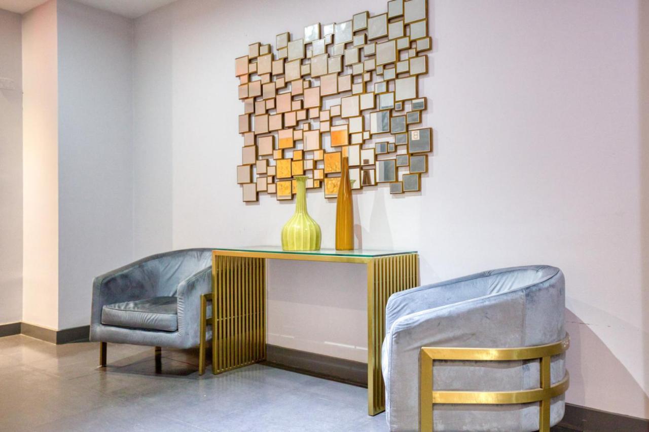 Midtown 2br W Doorman Wd Nr Park Nyc-1144