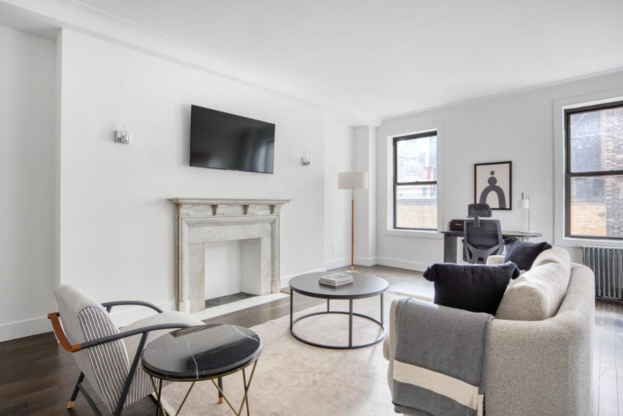 Apartment Midtown 2br W Doorman Wd Nr Park Nyc-1144 New York