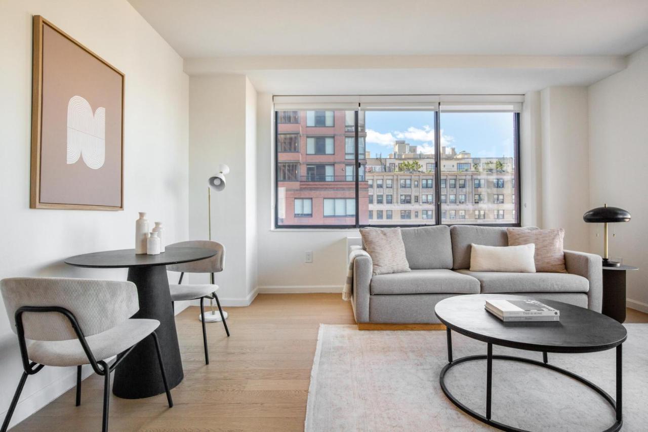 Upper West Side 2br W Gym Nr Park Nyc-1147 * New York