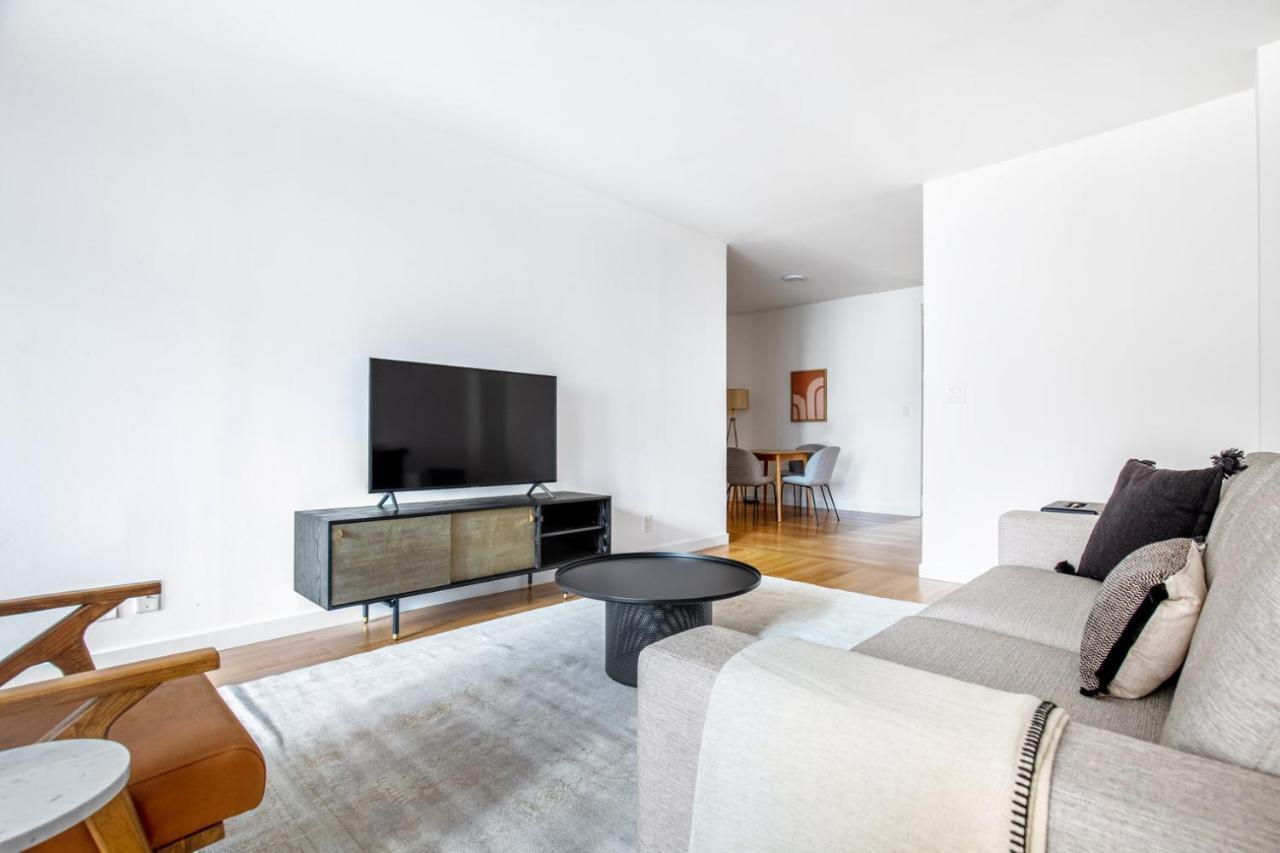 Sutton Place 2br W Gym Nr Park Nyc-518 Apartment *
