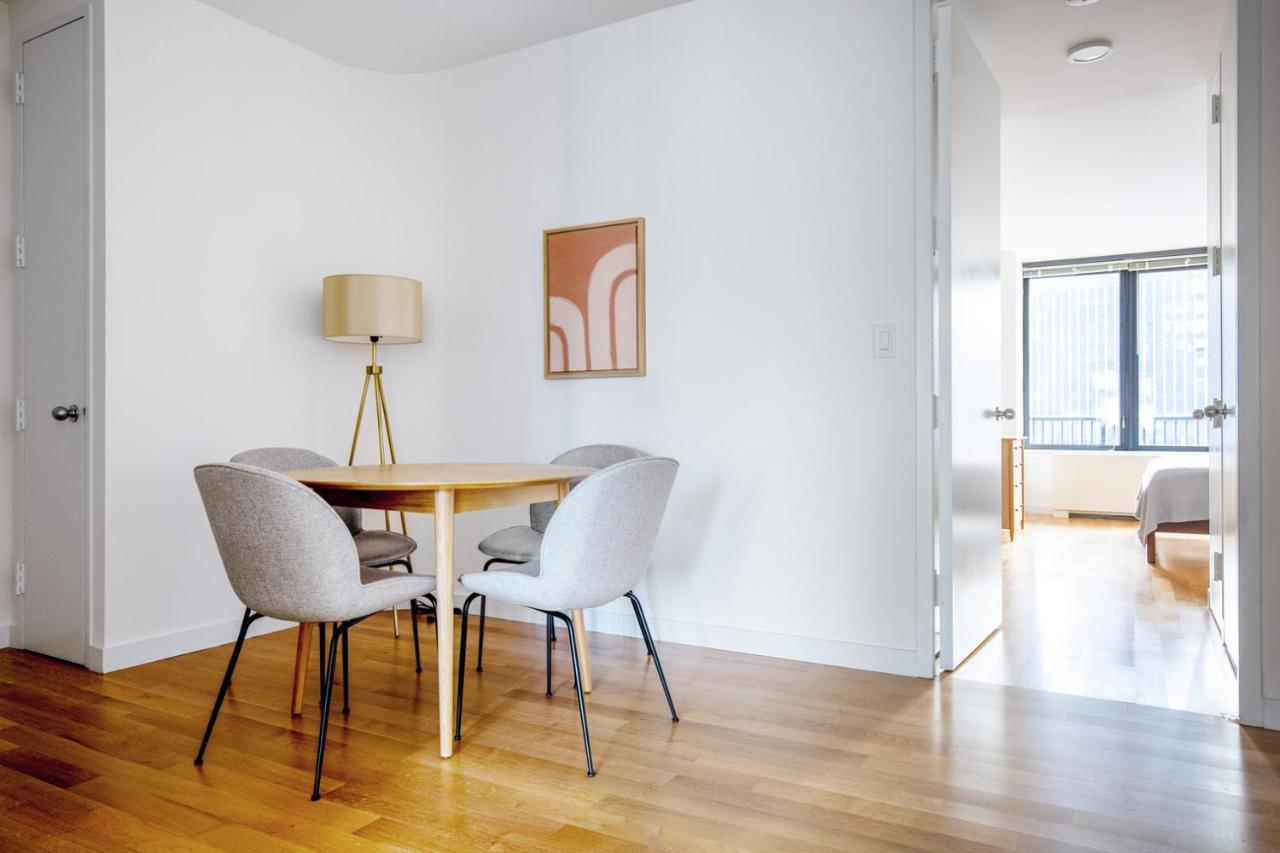 Apartment Sutton Place 2br W Gym Nr Park Nyc-518 New York