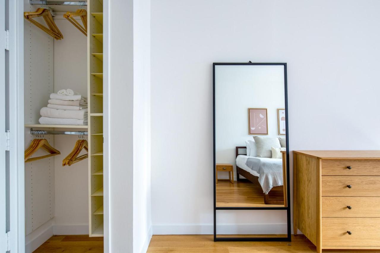 Sutton Place 2br W Gym Nr Park Nyc-518