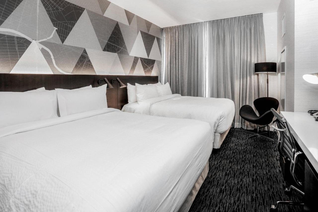 Courtyard By Marriott Long Island City/new York Manhattan View Hotel New York