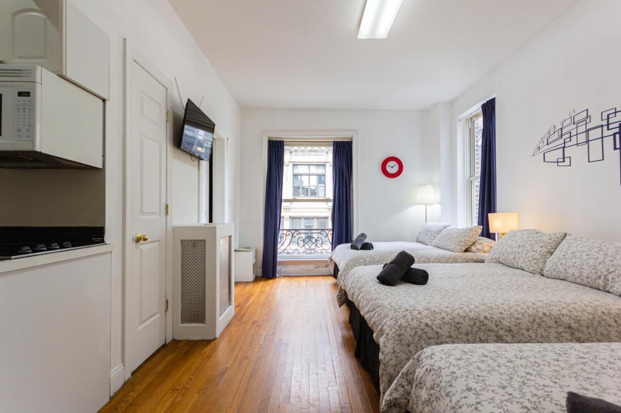 - Cozy * New York