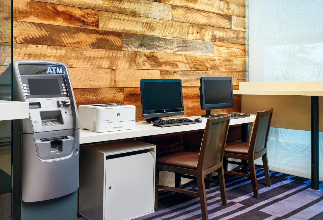 Courtyard By Marriott Jfk Airport
