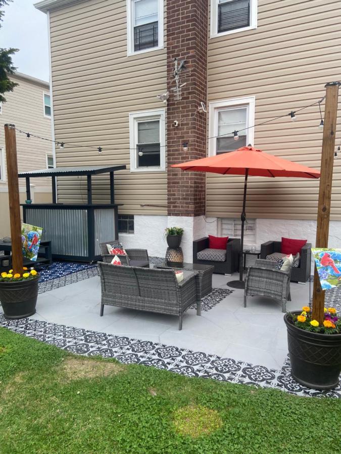 Rockaway 3 Bedroom By The Sea. New York