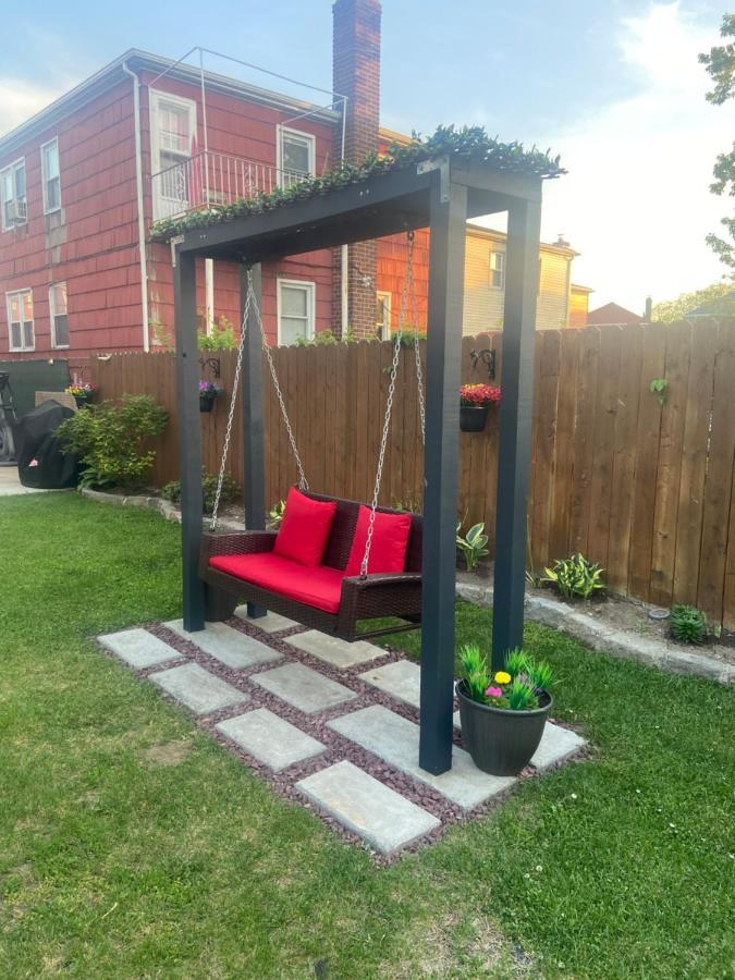 Rockaway 3 Bedroom By The Sea. Holiday home