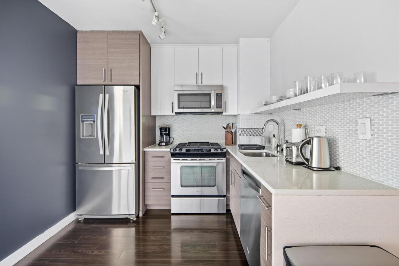 Apartamento Picturesque 1br In Nyc Balcony Nova York