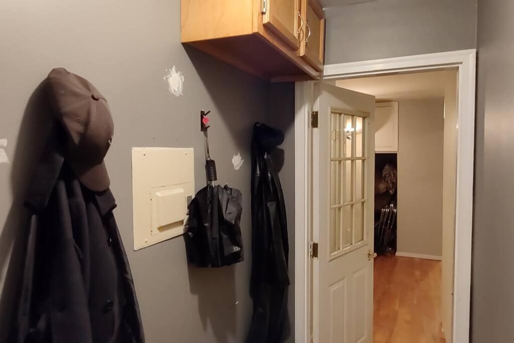 Fawlty Towers In Williamsburg Apartment