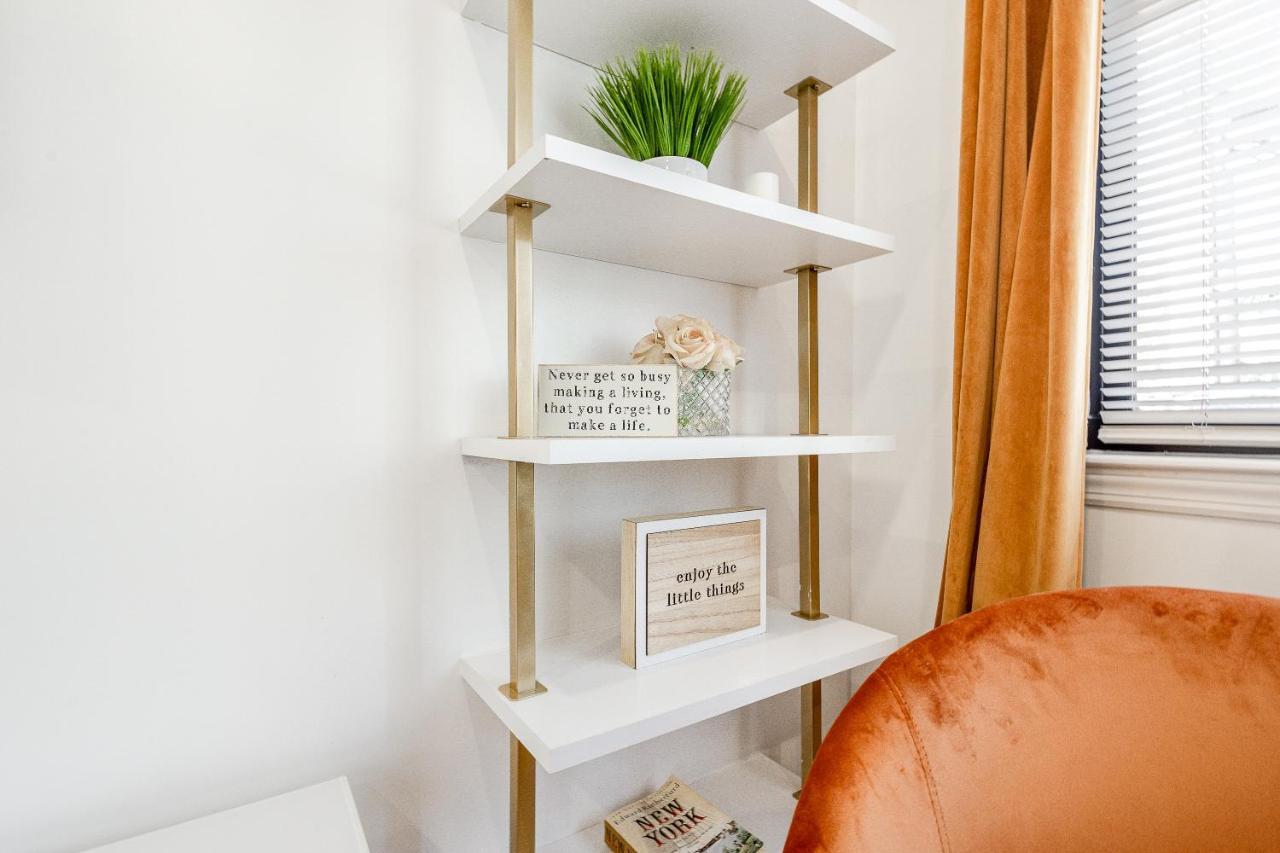 Styled Townhomes Apartamento