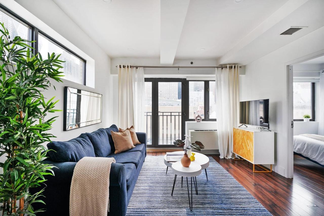809-6a New 2br Private Roof & View Apartment New York