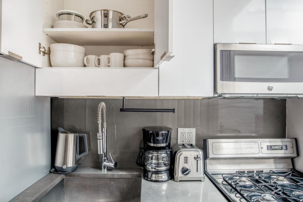 Apartment West Village 1br W High Ceilings Skylight Wd Nyc-1172 *