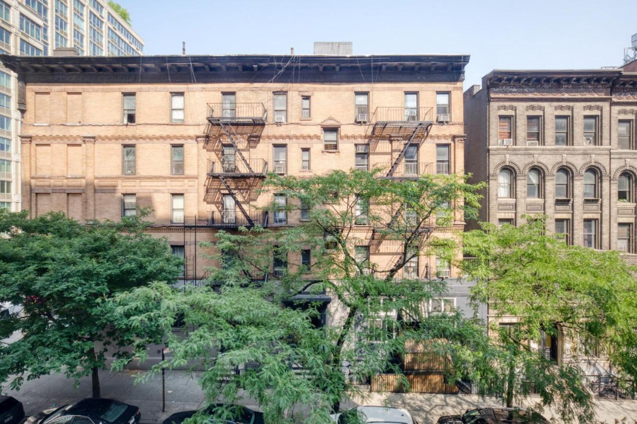 Uws 1br W Doorman Gym Nr Park Nyc-932 *
