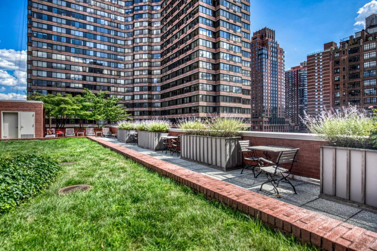 Apartment Uws 1br W Doorman Gym Nr Park Nyc-932 New York