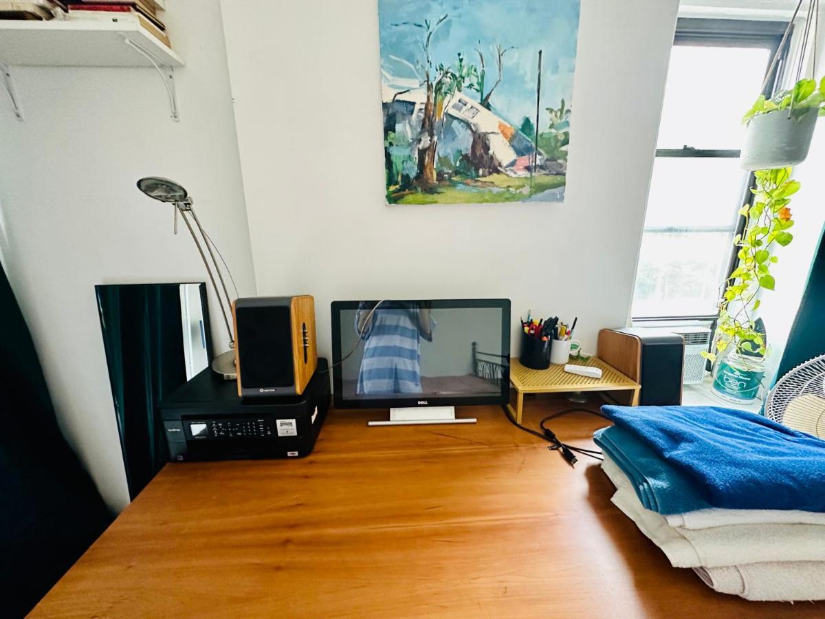 Apartamento Sunlit Three-bedroom In The Vibrant Soho Neighborhood Nova York