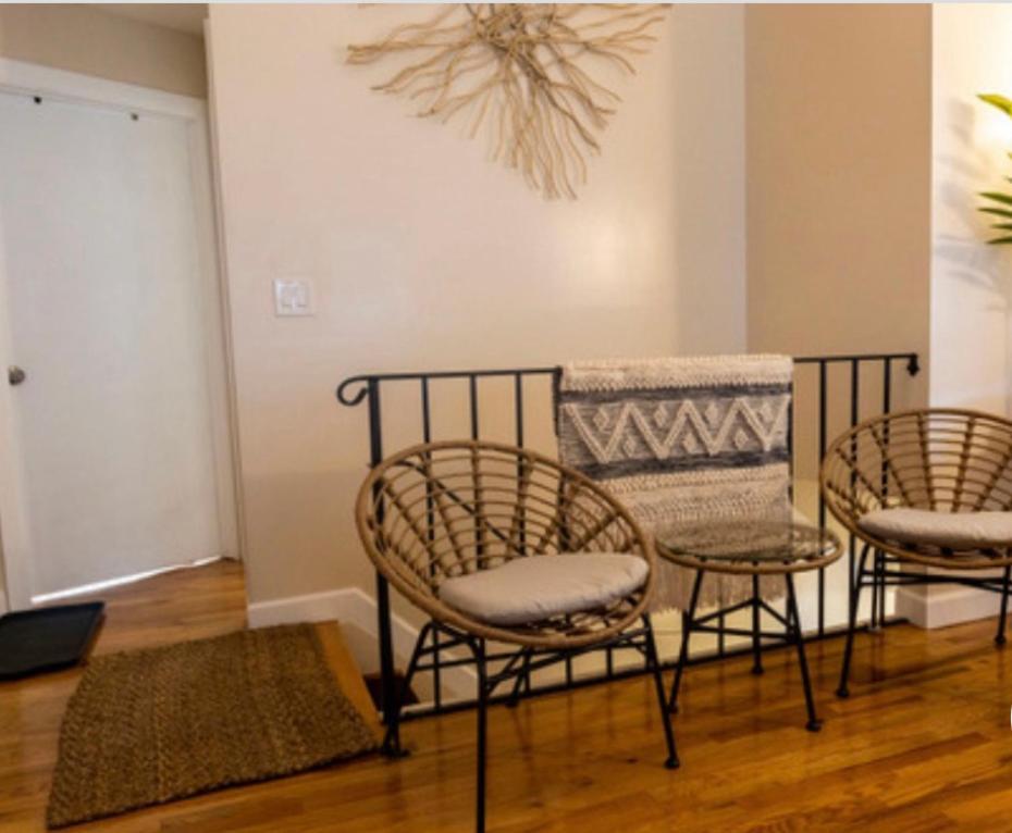 Chic Modern 2 Bed Apt Close To Jfk Apartment New York