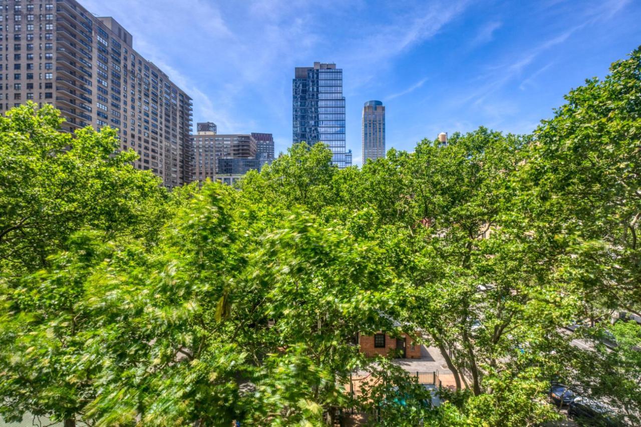 Upper W Side 1br W Gym By Lincoln Sq Nyc-331 New York