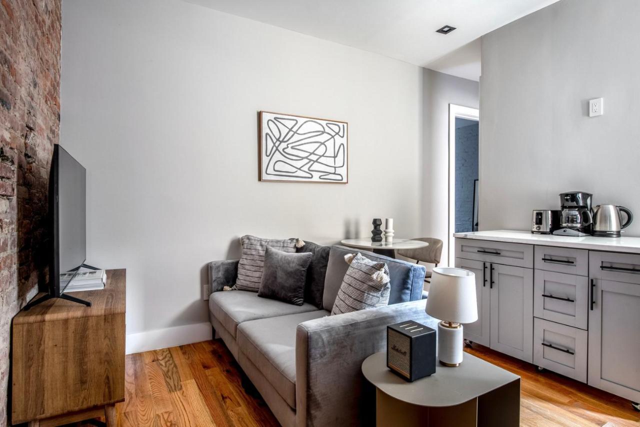 Soho 2br W Balcony Wd Nr Wf Nyc-1190 Apartment *