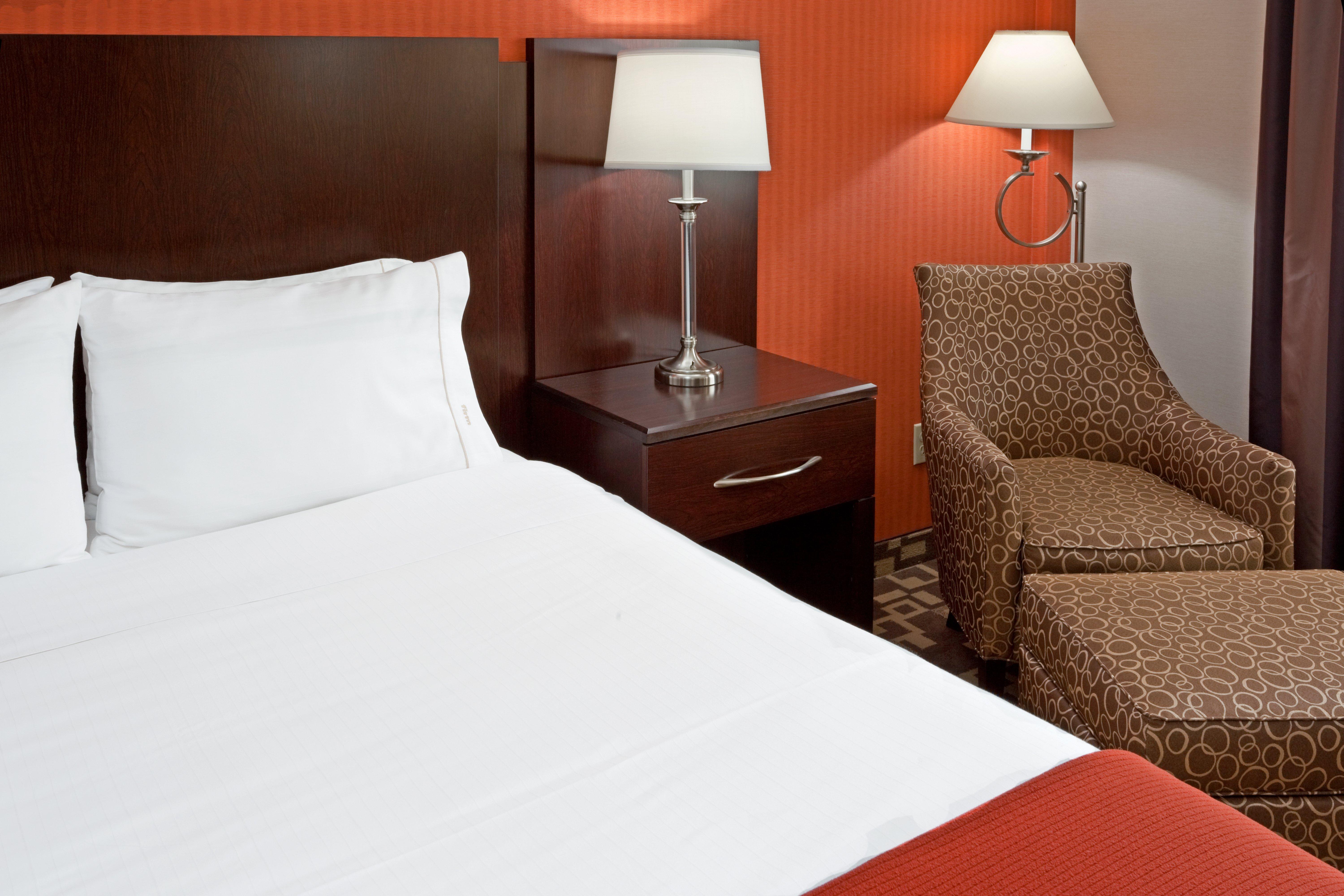 Holiday Express Maspeth By Ihg